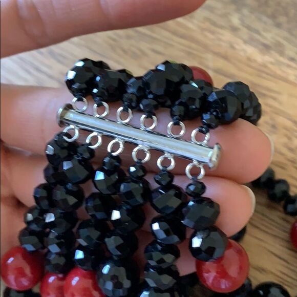 Black and Red multi strand bracelet - Picture 4 of 4